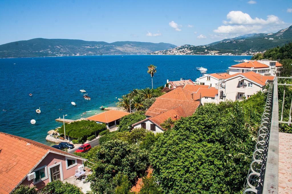 Villa Angelina Херцег Нови Екстериор снимка