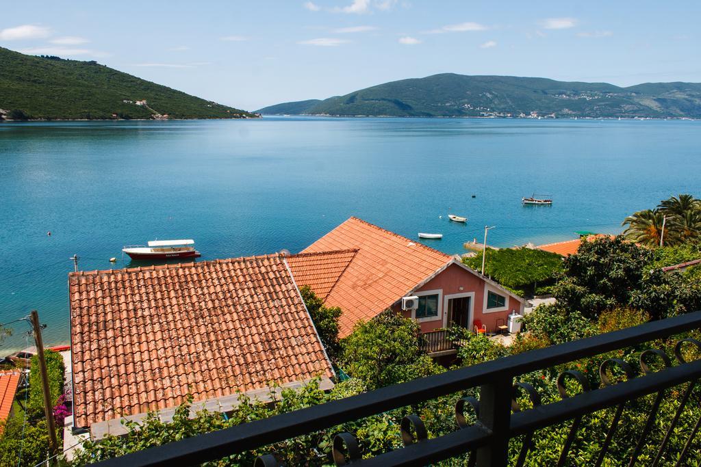 Villa Angelina Херцег Нови Екстериор снимка