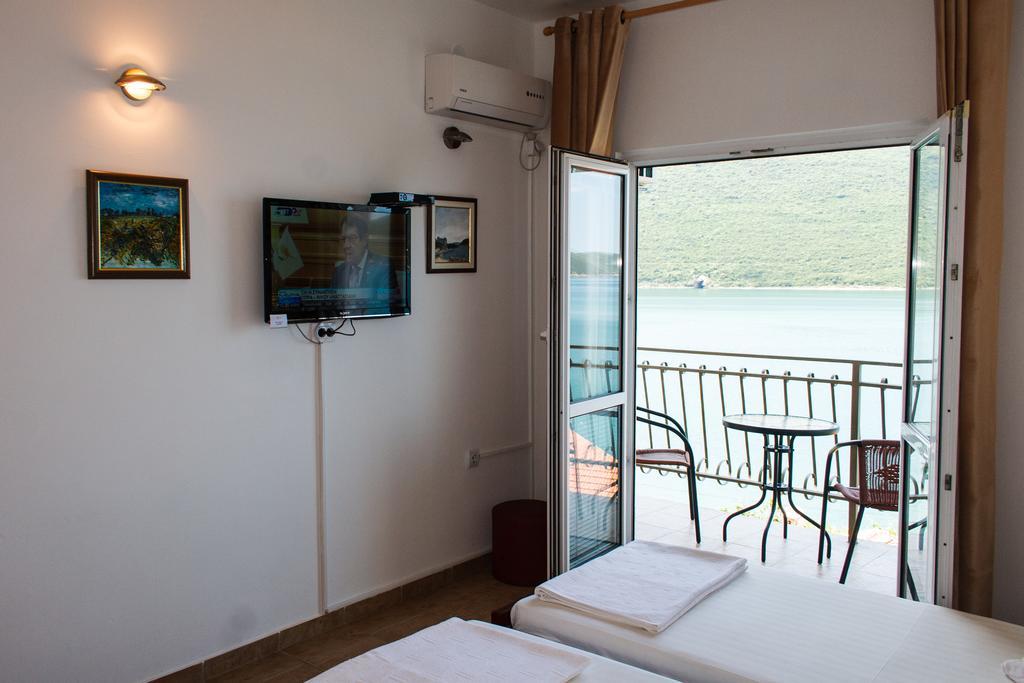 Villa Angelina Херцег Нови Екстериор снимка