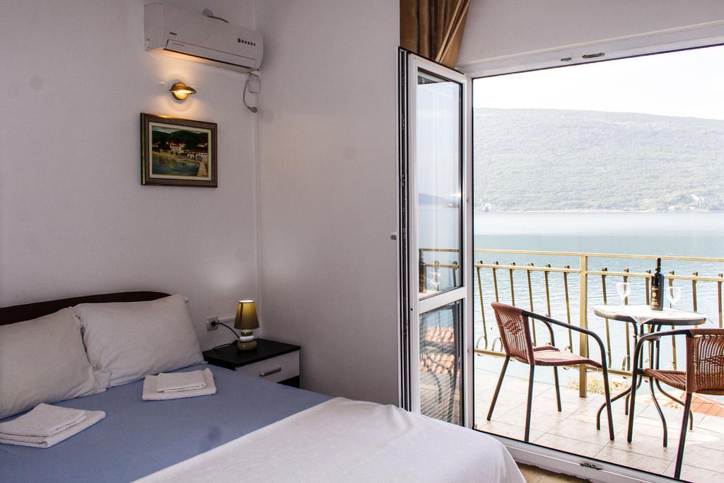 Villa Angelina Херцег Нови Екстериор снимка