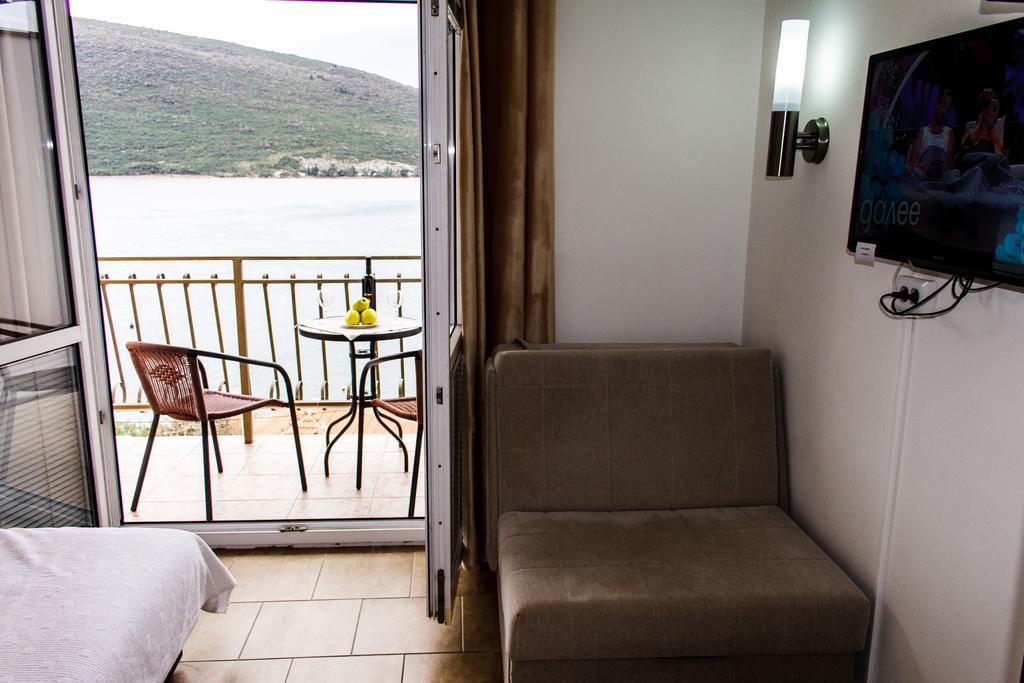 Villa Angelina Херцег Нови Екстериор снимка