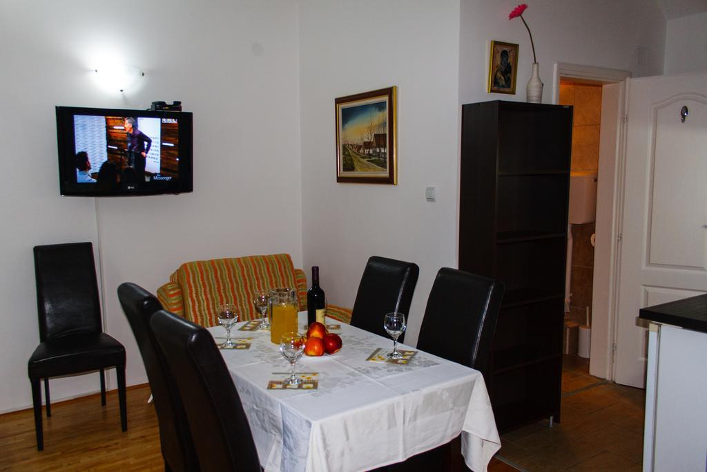 Villa Angelina Херцег Нови Екстериор снимка